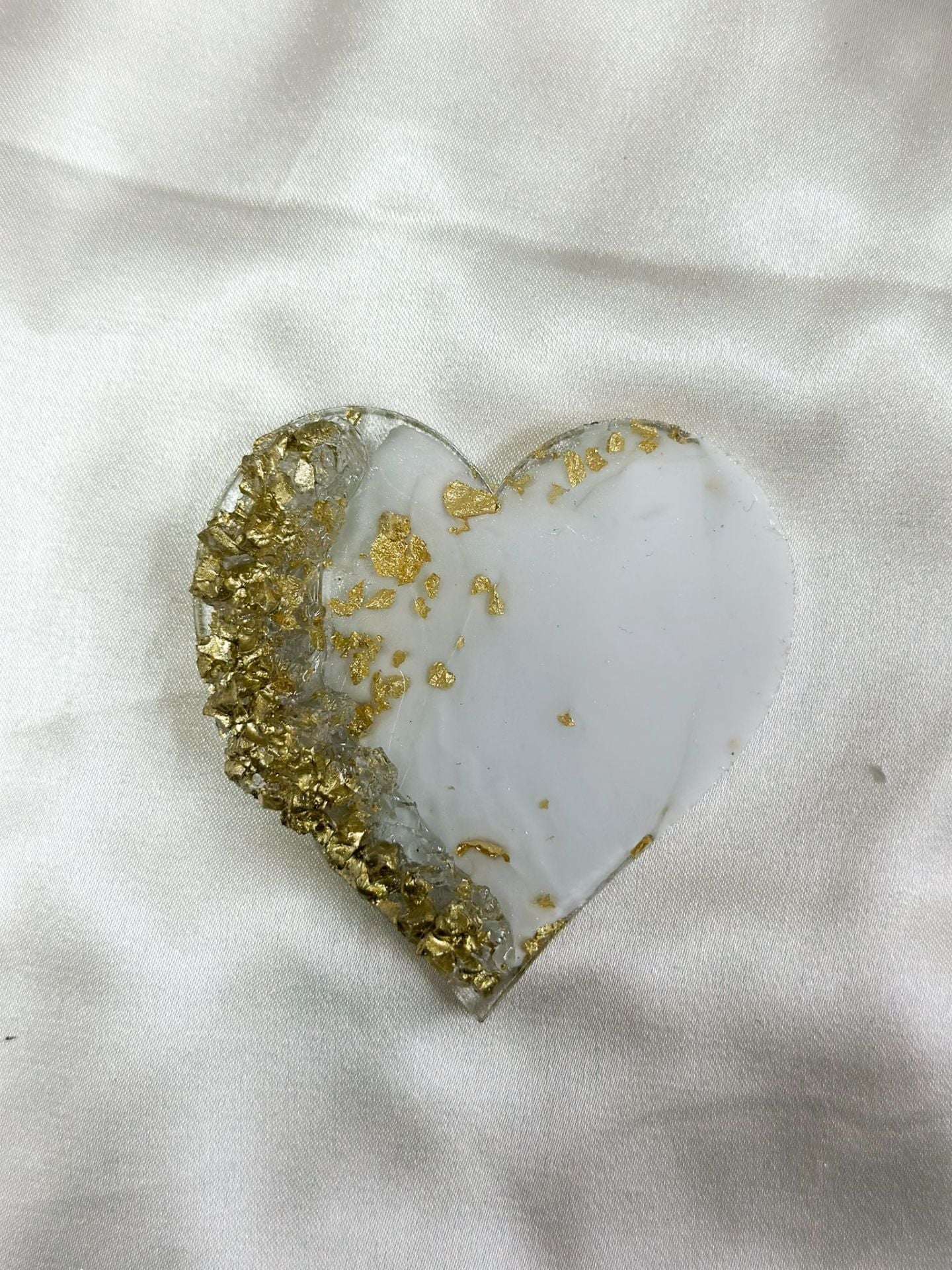 Kalp Taş Varaklı  Epoksi Magnet Gold