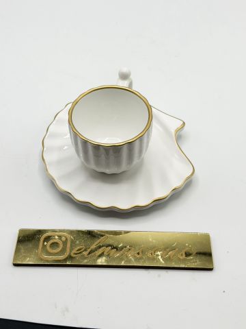İstiridye Fincan Gold Varaklı